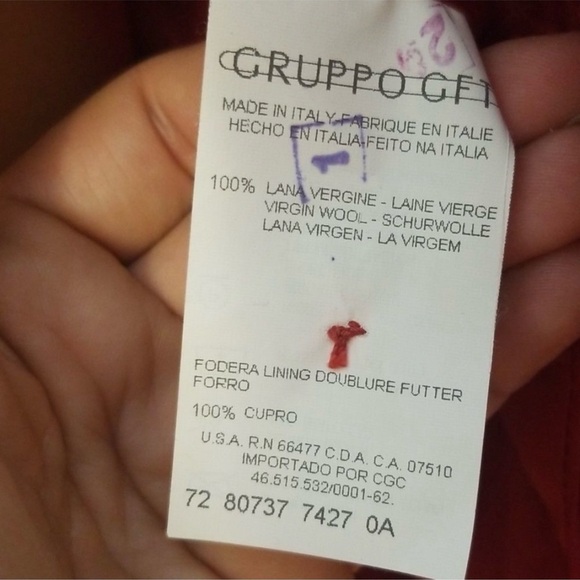 Valentino red suit - Picture 7 of 7